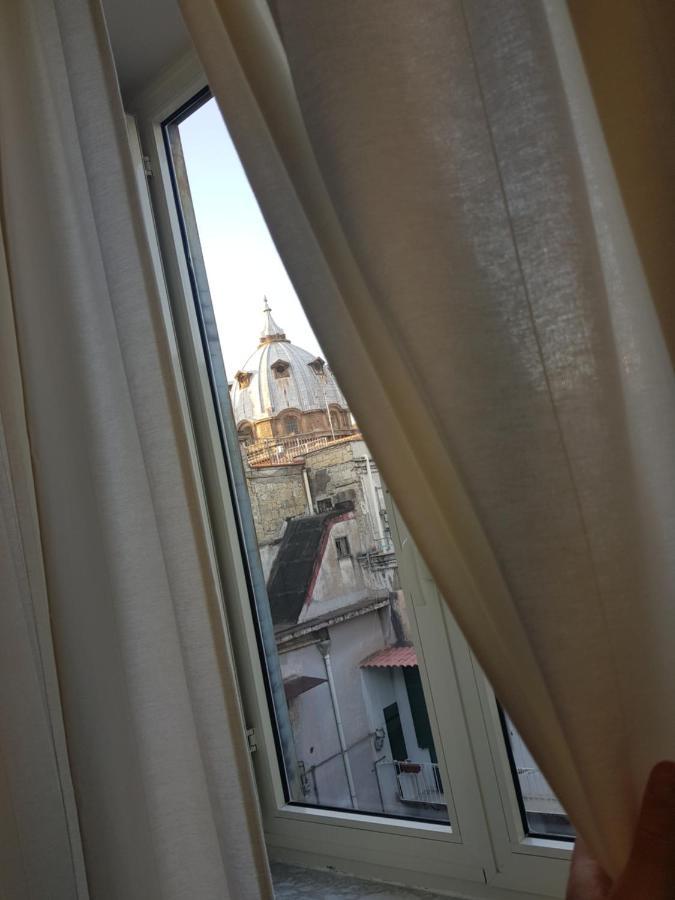Alojamento de Acomodação e Pequeno-almoço Duomo View Nápoles